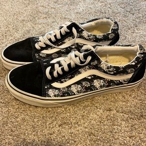VANS with skull design